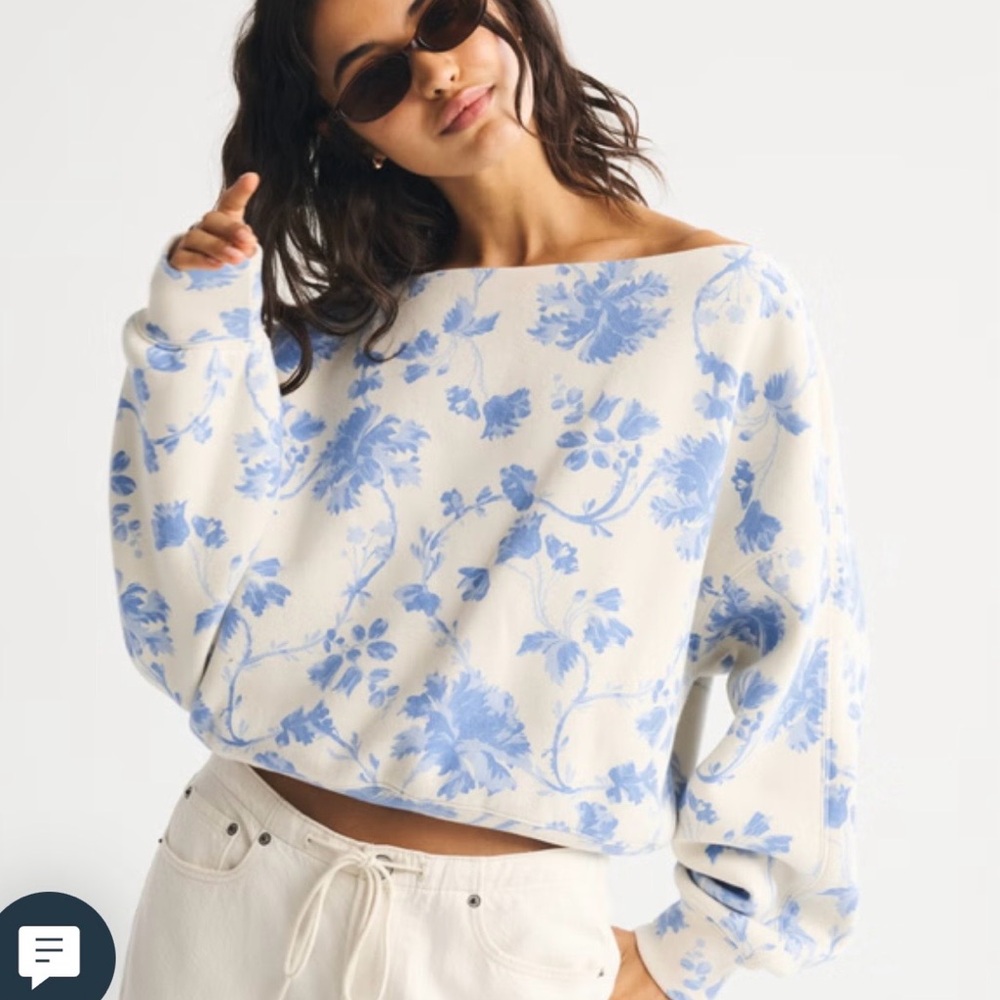 Abercrombie & Fitch Sunday Slash off shoulder Sweatshirt